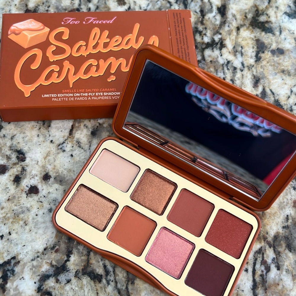 🍭🌙Too Faced Salted Caramel Palette